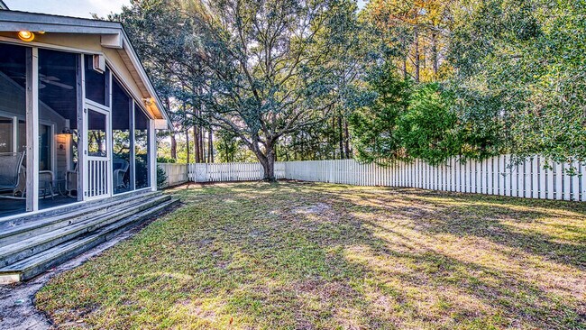 Building Photo - 94 Whiting Ln