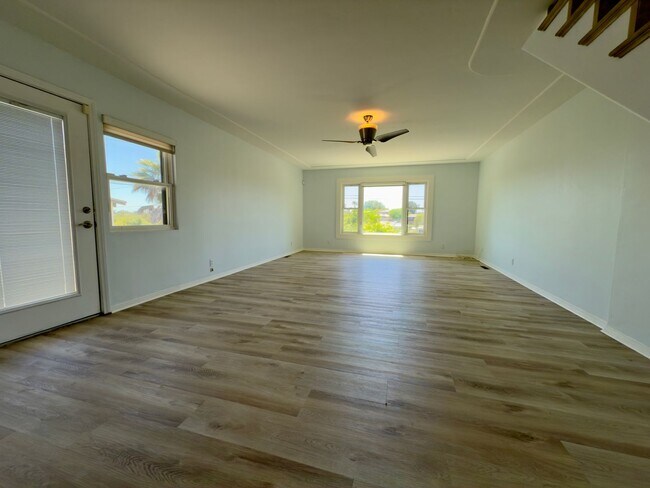 Building Photo - Renovated 3-Bedroom Home with Private Master Suite, Spacious Backyard & Bonus Room in Central San...