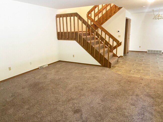 Building Photo - 4-Plex Located