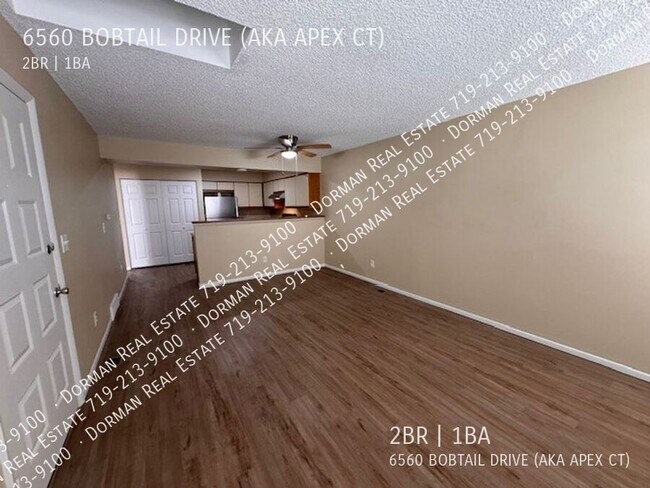 Building Photo - 6560 Bobtail Dr