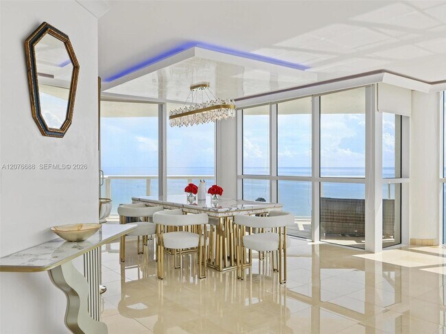 Building Photo - 16425 Collins Ave