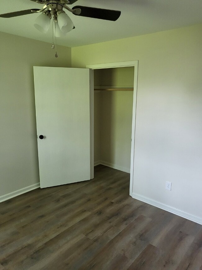 Building Photo - "Charming 3-Bed Home with Cozy 982 Sq. Ft. Living Space on Smith Avenue, Trumann!"