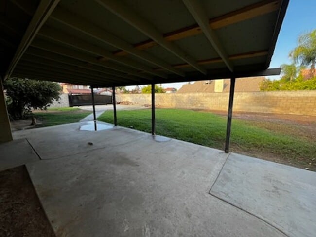 Building Photo - 3613 Dovewood St