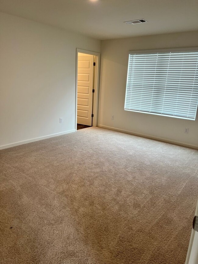 Building Photo - New Construction available!