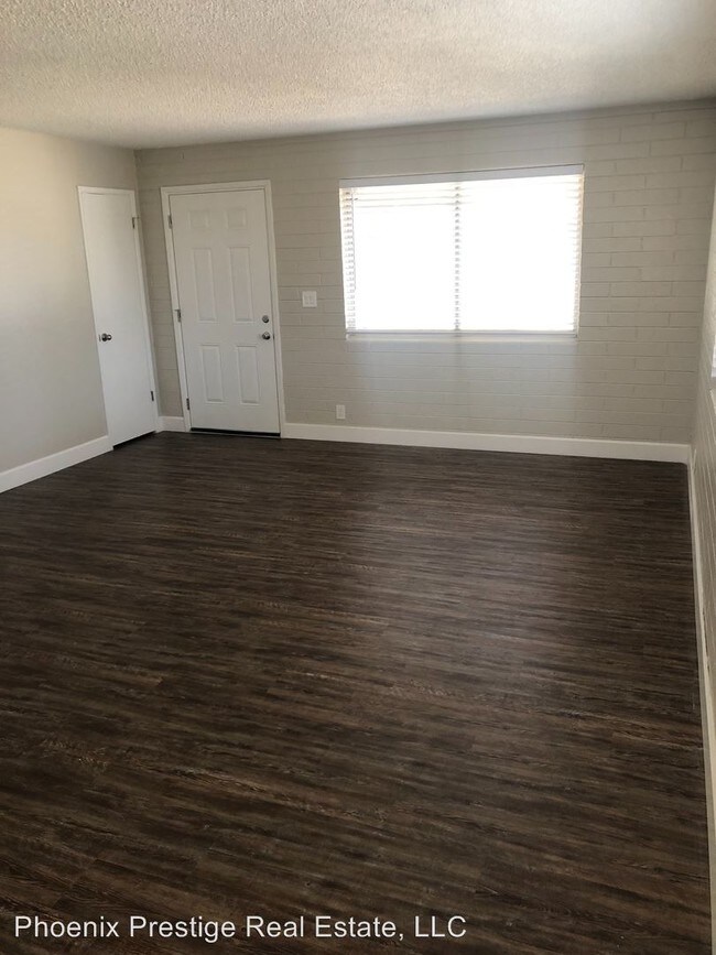 Building Photo - 6027-6041 N 23rd Ave