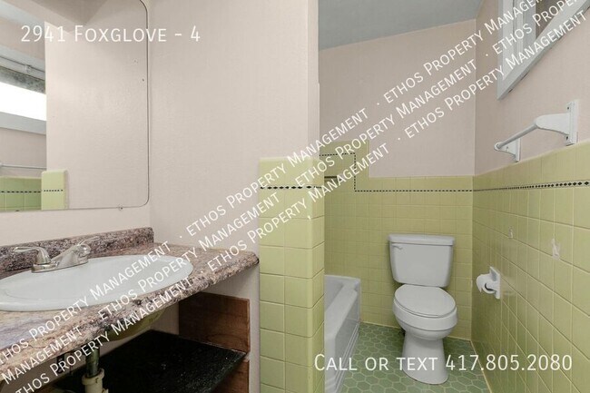 Building Photo - 2941 Foxglove-4