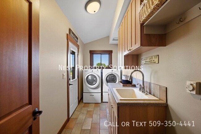 Building Photo - 4839 Rd 6.5 NE