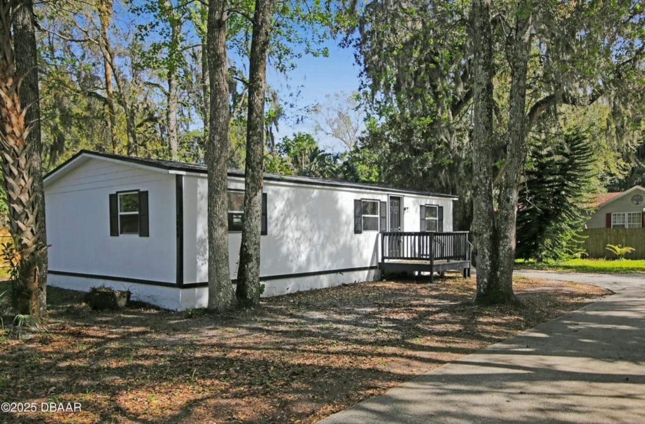 Building Photo - 2040 Porto Blvd