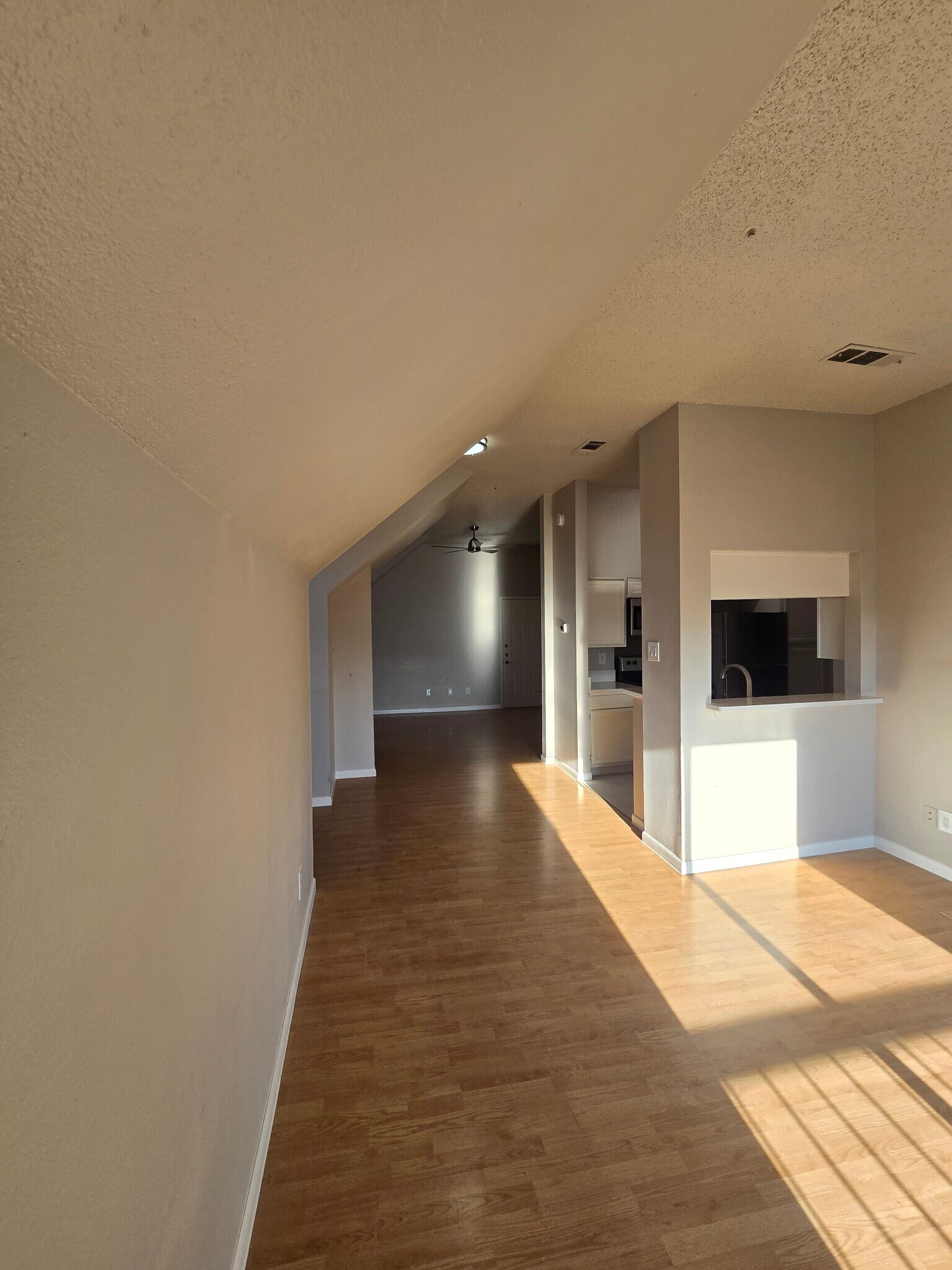 Building Photo - 3701 Cedarplaza Ln