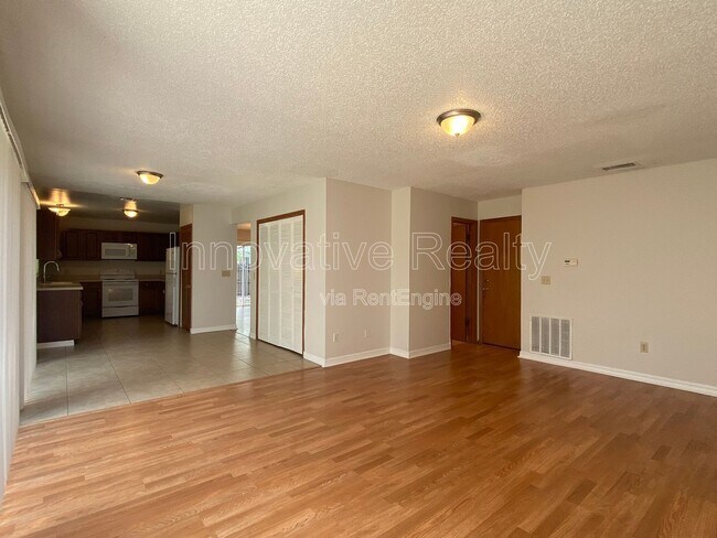 Building Photo - 12620 Birchbark Ct