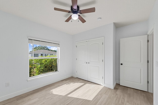 Building Photo - 531 Topeka Rd SW