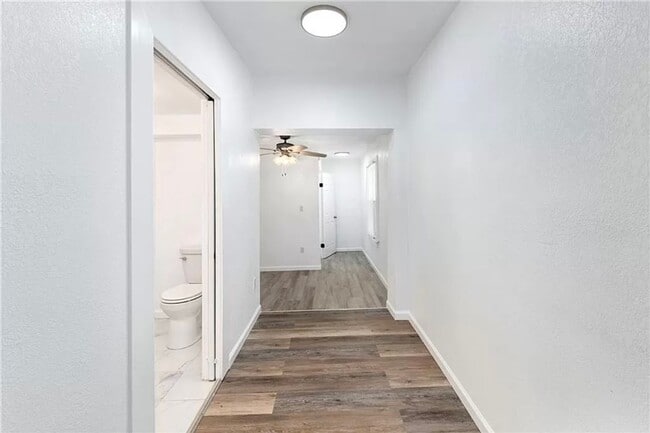 Building Photo - 3 bedroom 1 bath