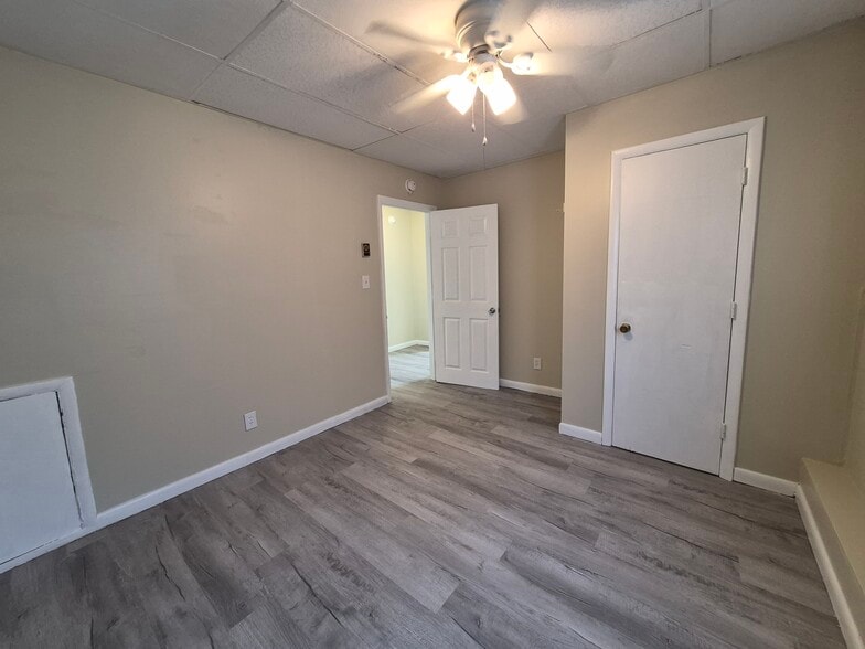 Bedroom 1 - 287 Mountain View Rd