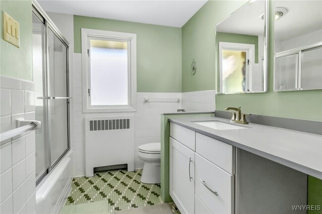 Building Photo - 4770 Boncrest Dr E