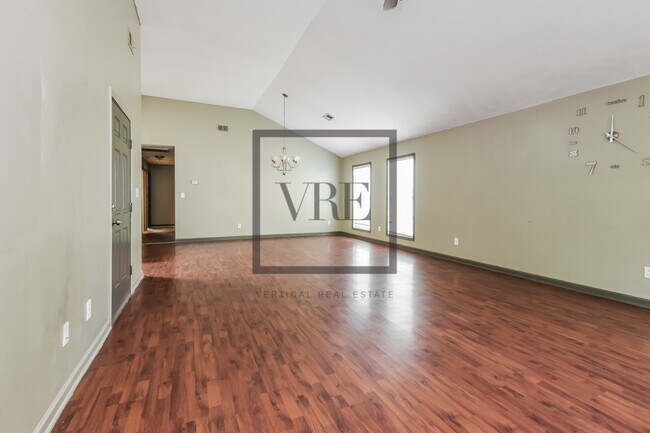 Building Photo - 42 Luwanda Trl