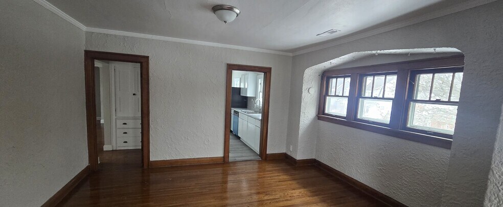 Building Photo - 4235 Overland Pky