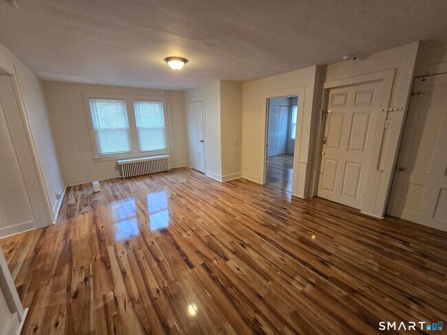 Building Photo - 157 Eastern Ave