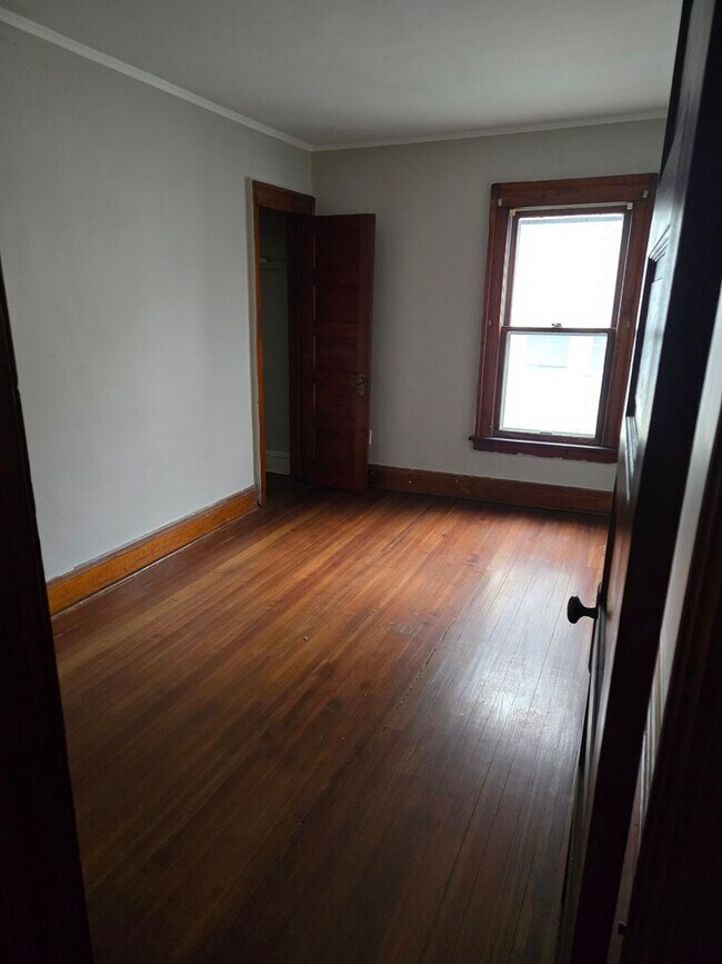 Building Photo - 1309-1311 First North St