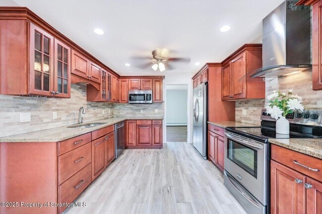 Building Photo - 107 Carteret Dr