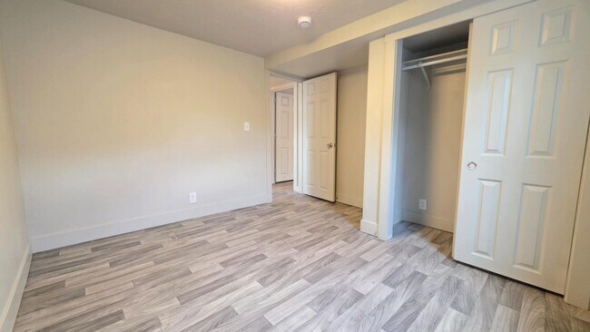 Building Photo - 8213 Harrison St