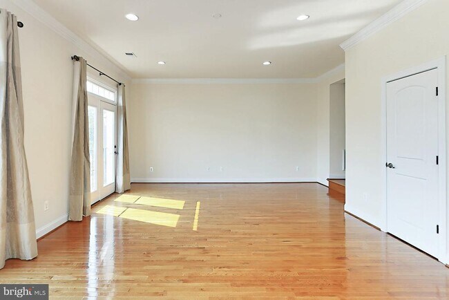 Building Photo - 22219 Falling Terrace