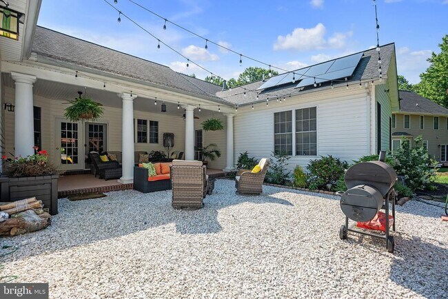 Building Photo - 8941 Grotto Ct