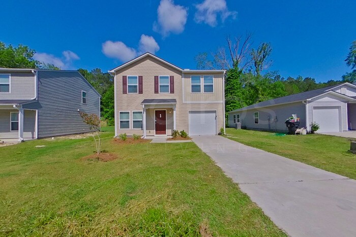 Primary Photo - 137 Shamrock Dr SW