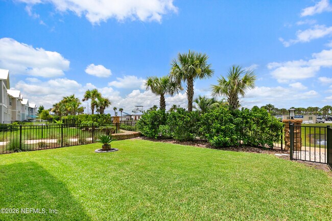 Building Photo - 547 Marquesa Cir