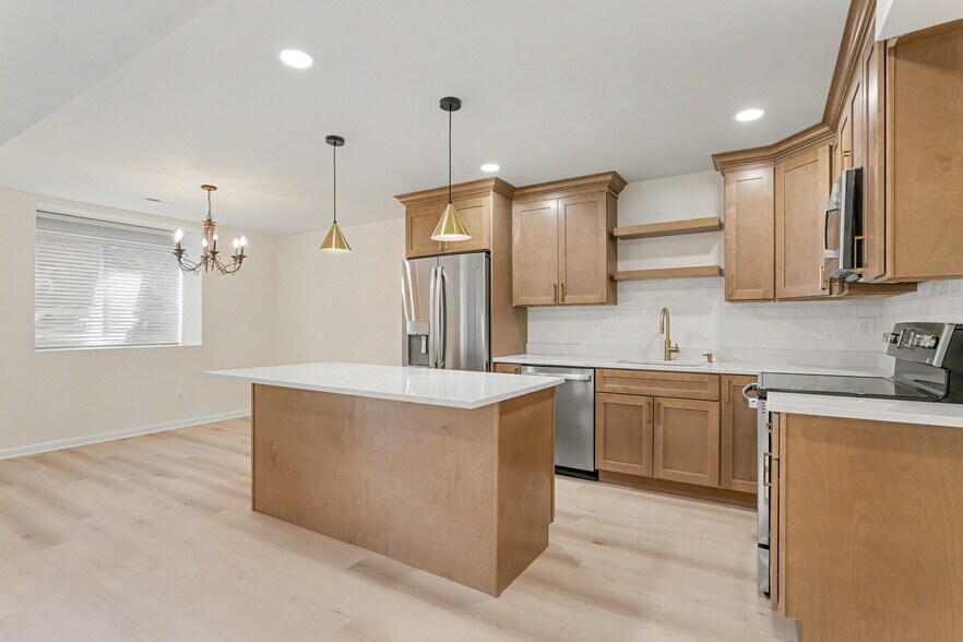 Building Photo - 13 Mullingar Ct