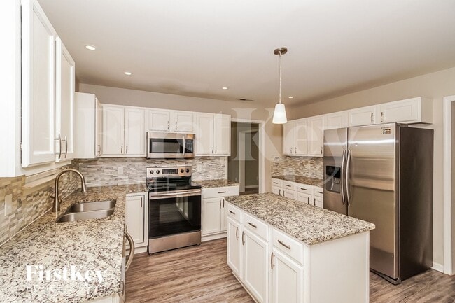 Building Photo - 234 Royalton Rd