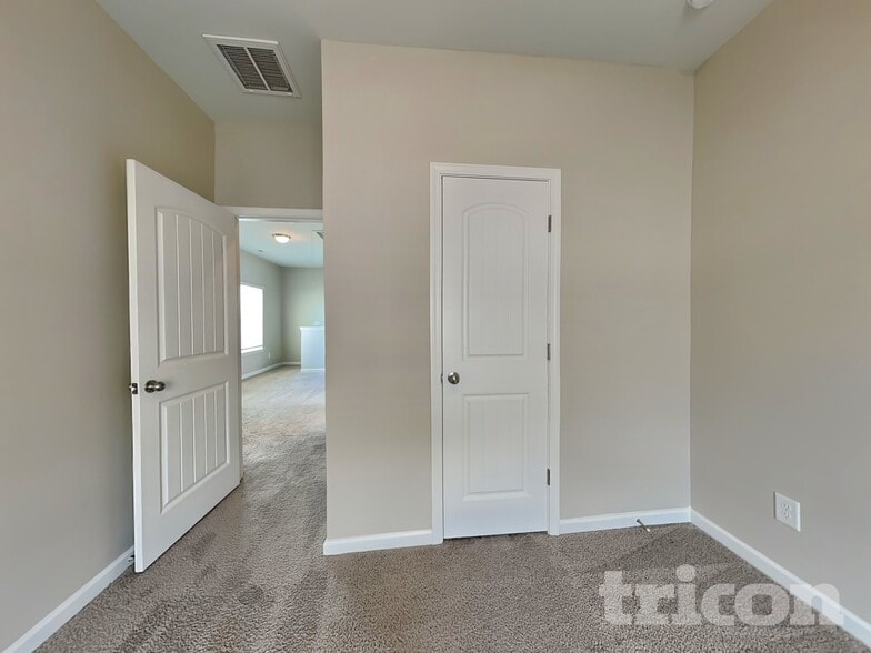 Building Photo - 2910 Timewinder Way