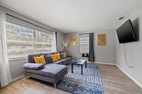 Building Photo - 5805 N 43rd St