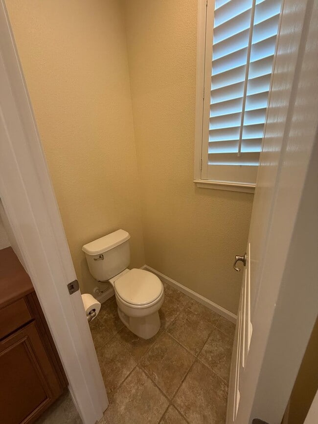 Building Photo - 5028 Ocean Ln