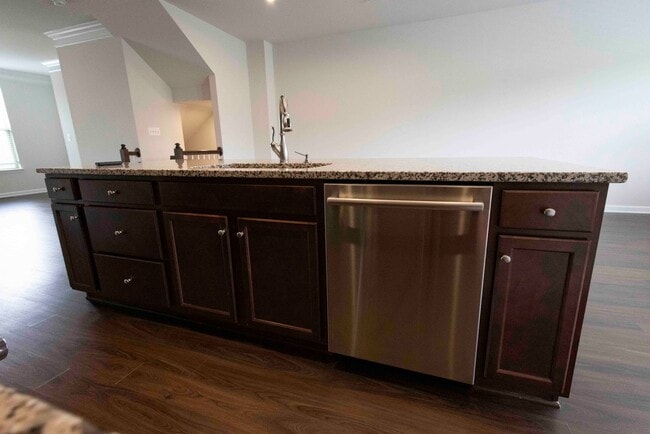 Building Photo - Charming 3 Bedroom/2.5 Bathroom in Bel Air, MD!
