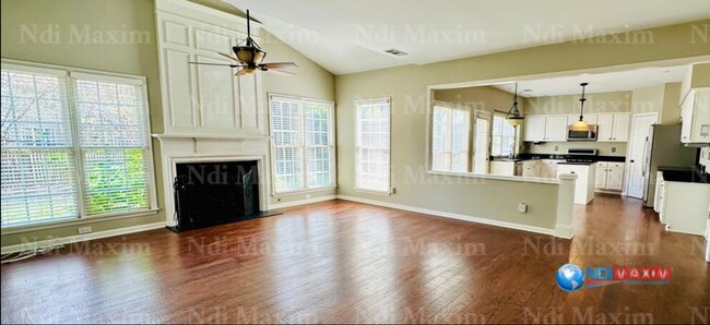 Building Photo - Beautiful house in the LAMBERT cluster in ...