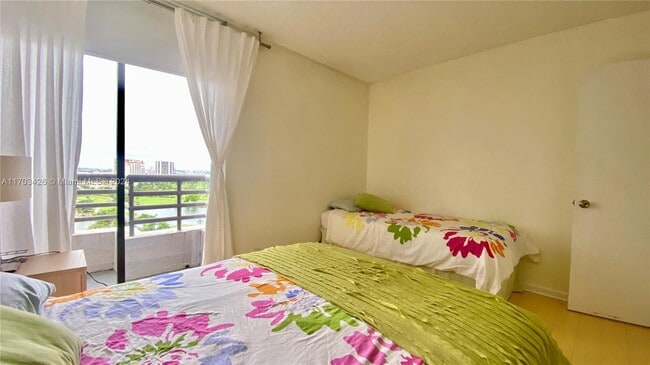 Building Photo - 3300 NE 191st St