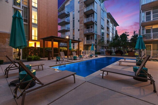 Building Photo - 1600 Barton Springs Rd