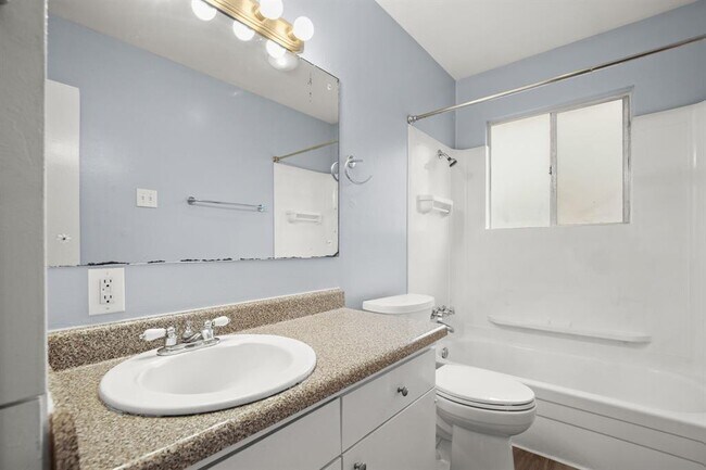Building Photo - 2021 Wheless Ln
