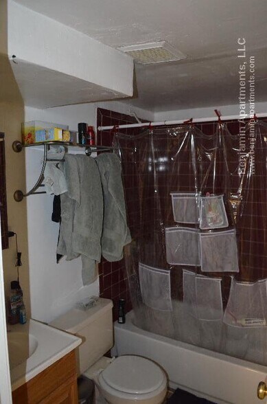 Building Photo - 890 Huntington Ave