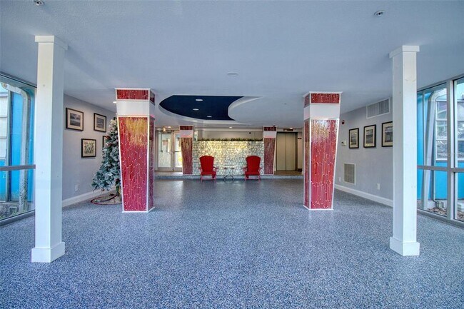 Building Photo - 3315 58th Ave S