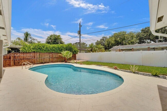 Building Photo - 5031 SW 88th Terrace