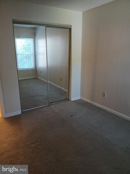 Building Photo - 10547 Beacon Ridge Dr