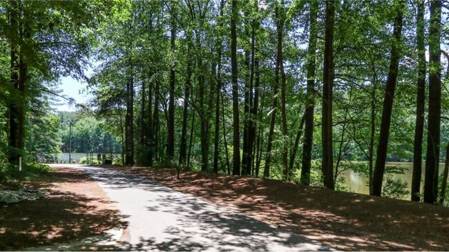 Building Photo - 1456 Jay Rd