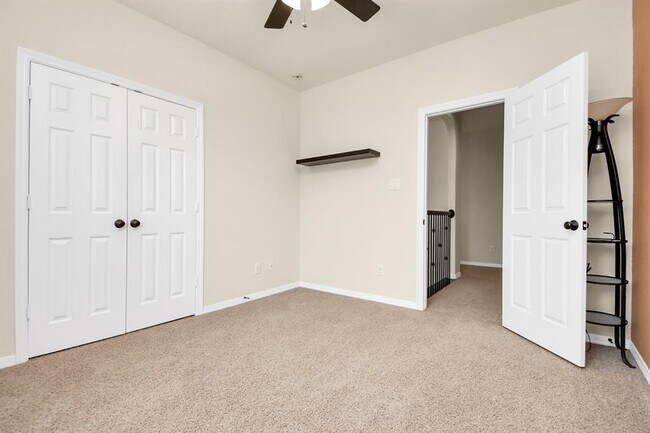 Building Photo - 26535 Ashwood Creek Ln