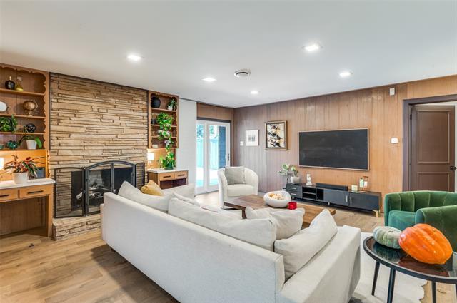 Building Photo - 2855 W 9th St