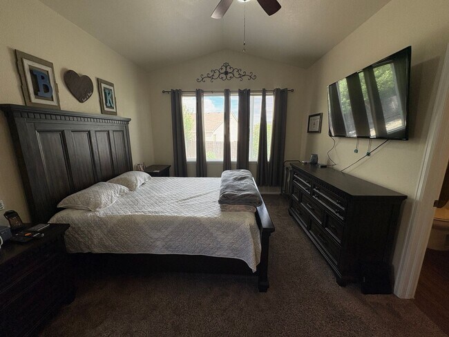 Building Photo - Beautiful 4 Bed 3 Bath in Fountain!!!