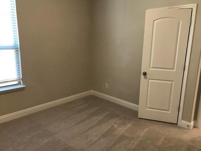 Building Photo - 109 Eli Whitney Way