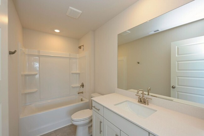 Building Photo - **BE THE VERY FIRST ONE TO LIVE IN THIS BRAND NEW HOME IN THE EXCLUSIVE GREENHILL ESTATES NEIGHBO...