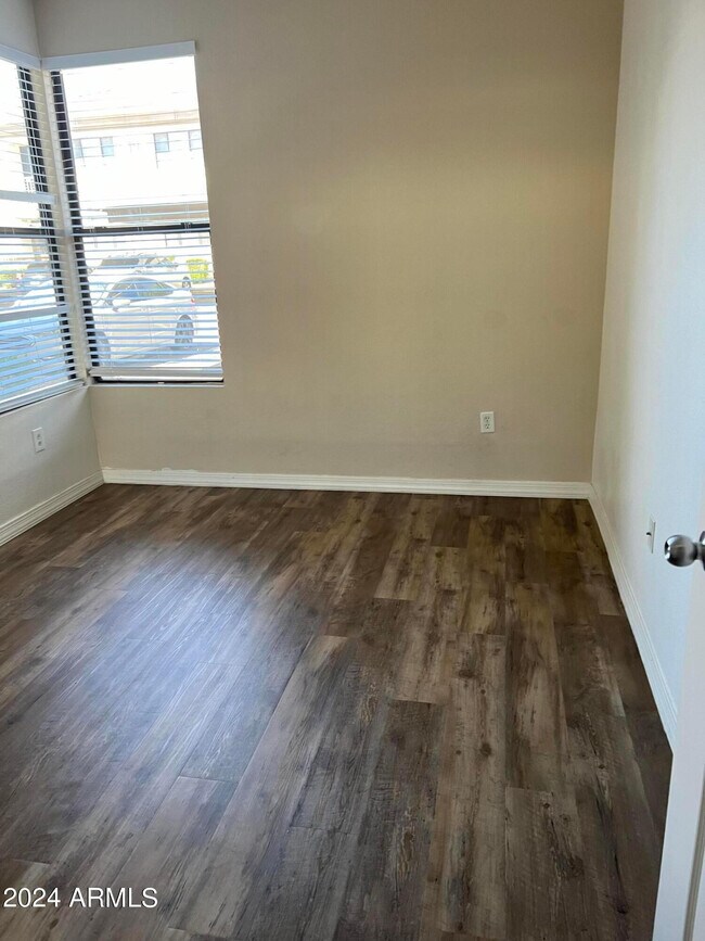 Building Photo - 6900 E Princess Dr