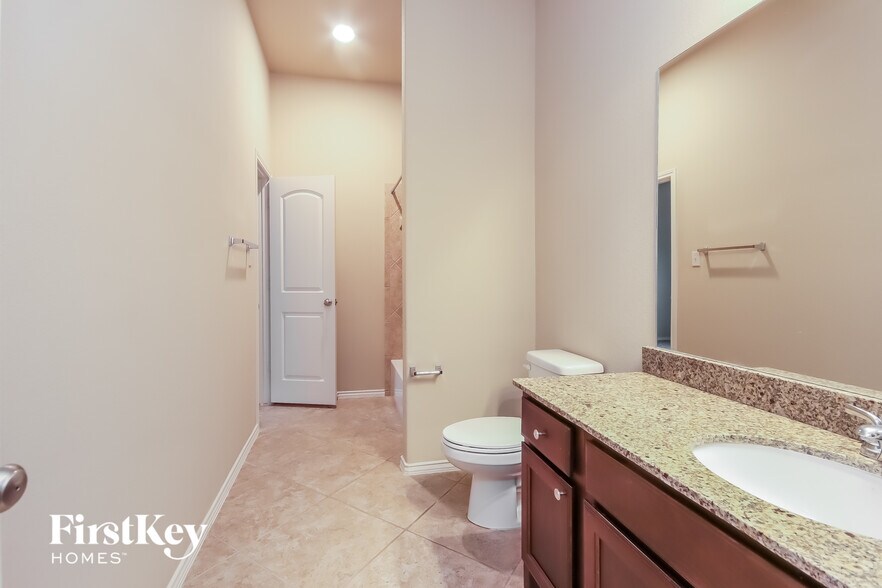 Building Photo - 4127 Ponderosa Hills Ln